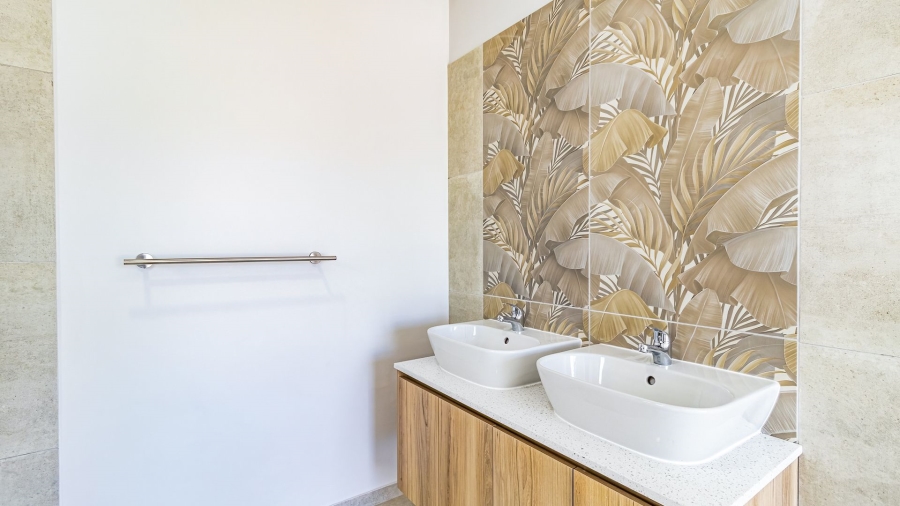 3 Bedroom Property for Sale in Britannia Beach Estate Western Cape